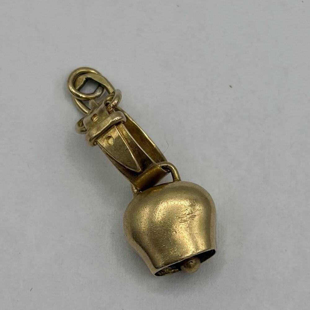 Vintage 750 18K Yellow Gold Swiss Cowbell Charm With Clapper & Buckled Collar